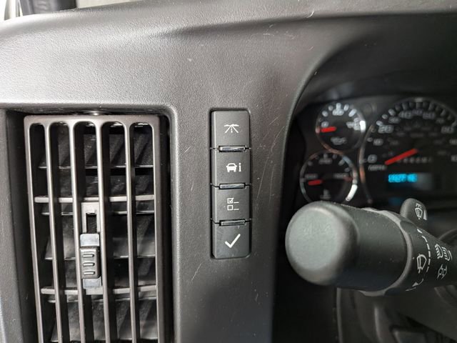 Used 2024 GMC Savana 2500 w/ Driver Convenience Package RWD image 8