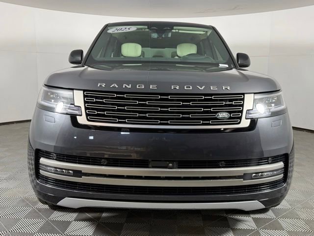 Certified 2025 Land Rover Range Rover Long Wheelbase Autobiography AWD/4WD image 11
