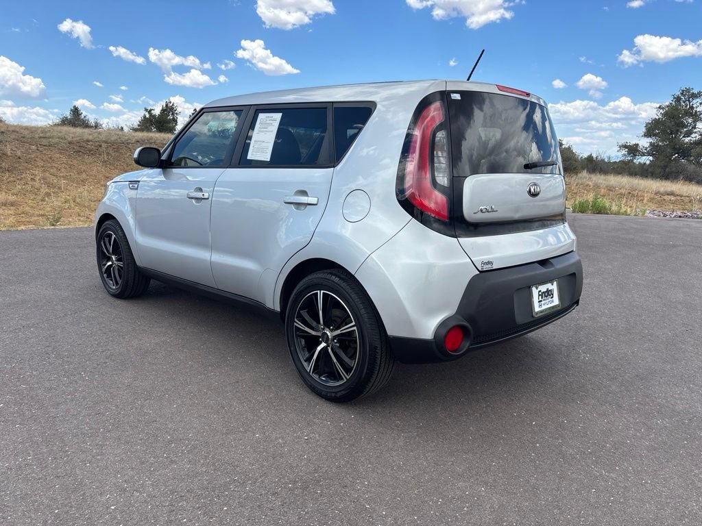 Used 2015 Kia Soul + FWD image 8