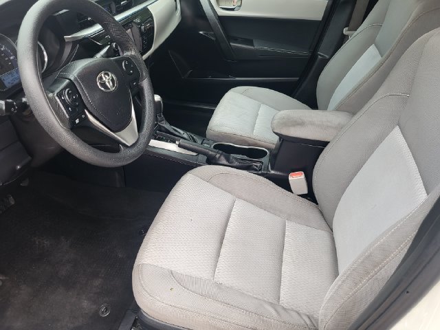 Used 2016 Toyota Corolla LE FWD image 11