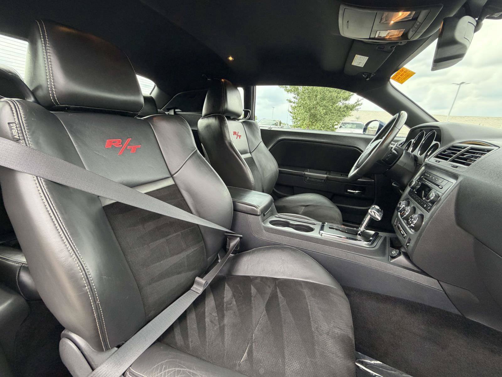 Used 2014 Dodge Challenger R/T RWD image 10