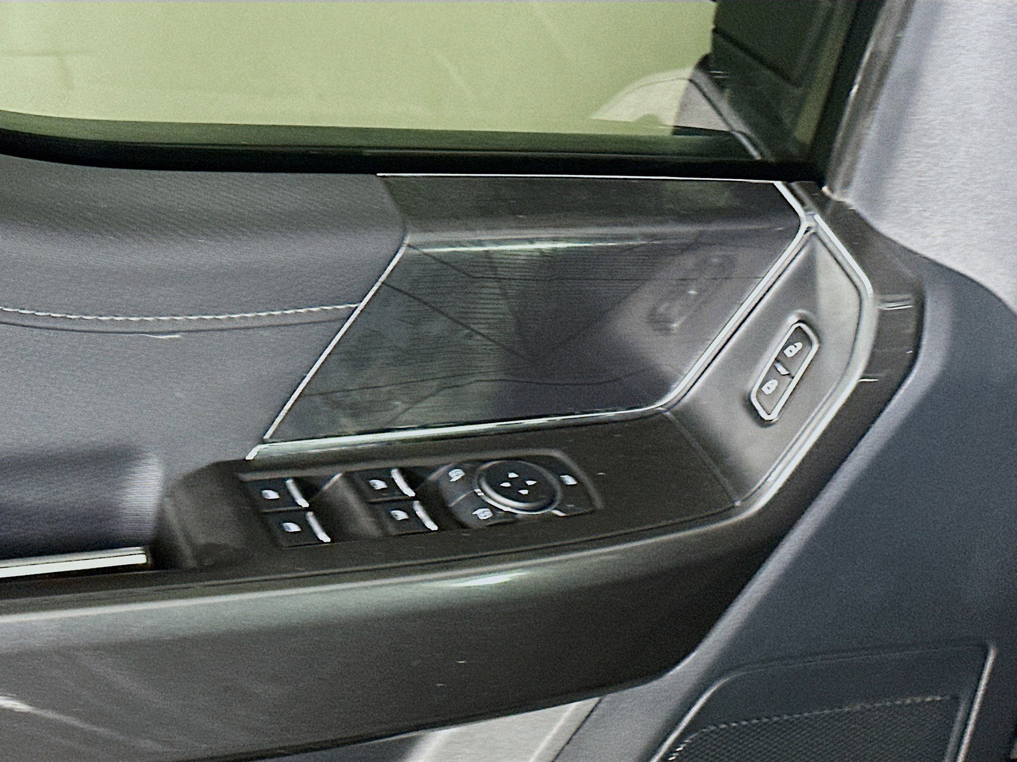 Used 2023 Ford F150 XLT w/ Equipment Group 302A High image 15