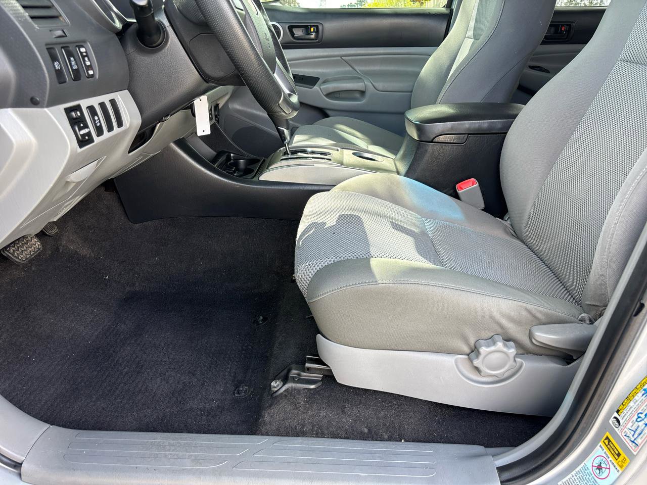 Used 2012 Toyota Tacoma PreRunner w/ TRD Off-Road Pkg image 12