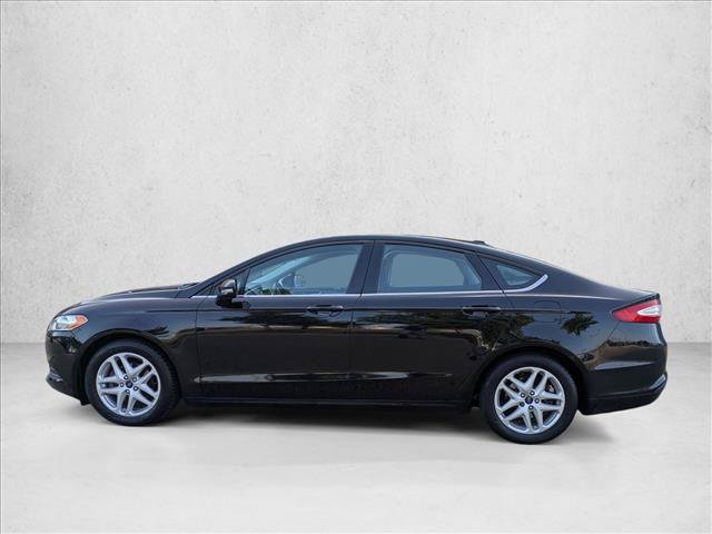 Used 2016 Ford Fusion SE FWD image 9