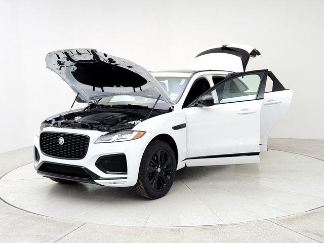 Used 2026 Jaguar F-PACE R-Dynamic S image 9