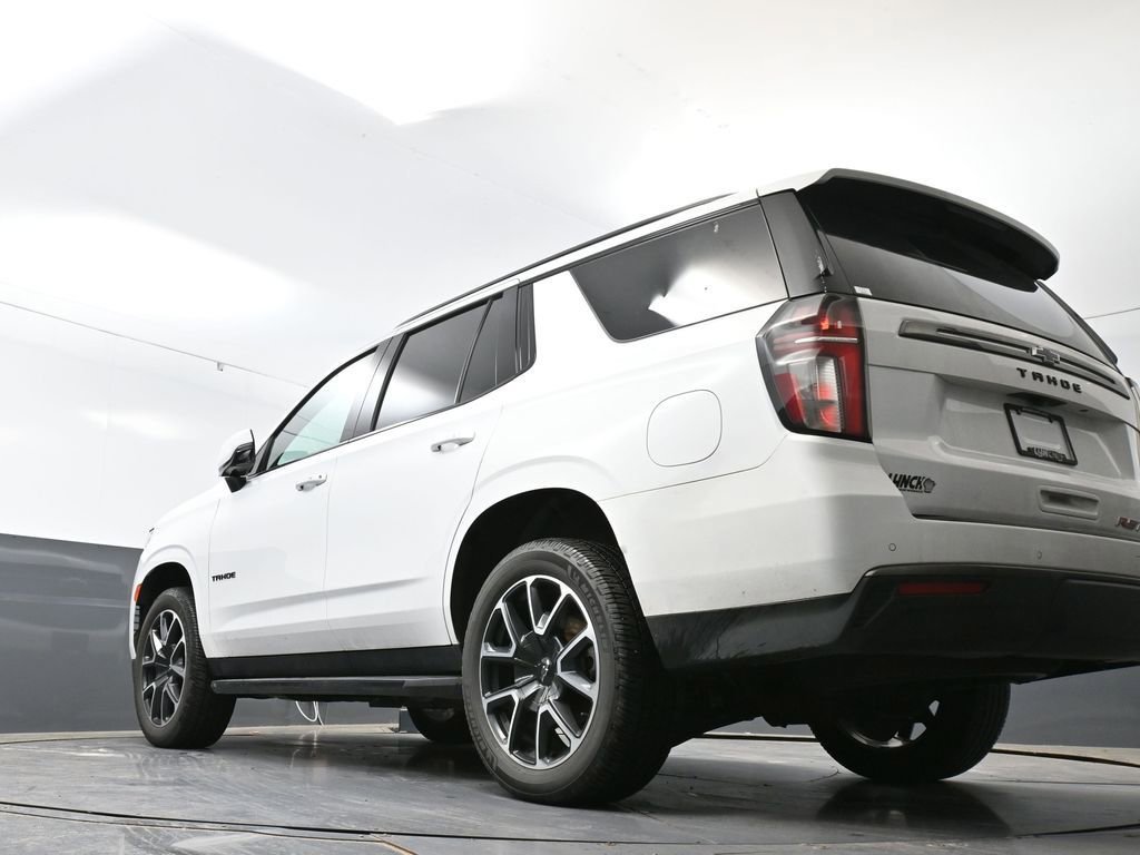 Used 2021 Chevrolet Tahoe RST w/ Luxury Package AWD/4WD image 31