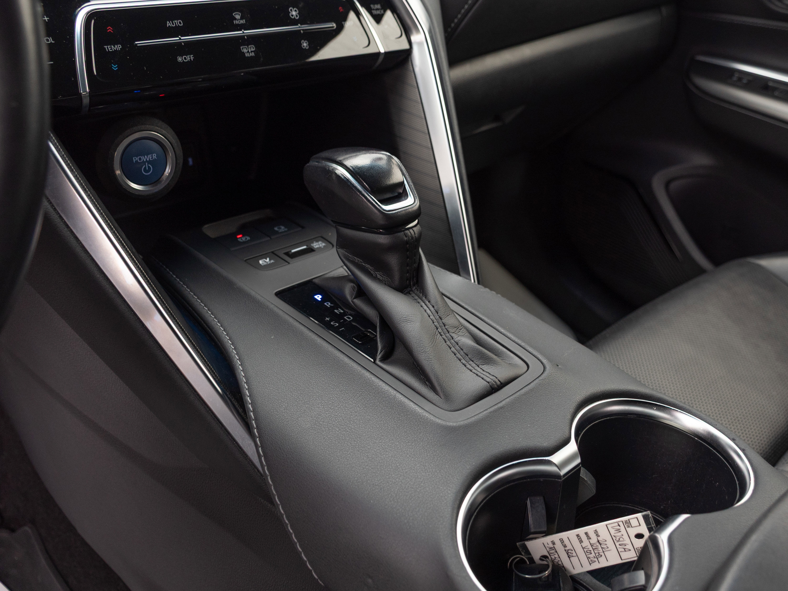 Used 2021 Toyota Venza XLE w/ Softex Package image 14