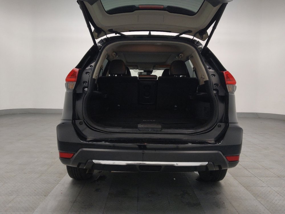 Used 2018 Nissan Rogue SL w/ Premium Package image 29