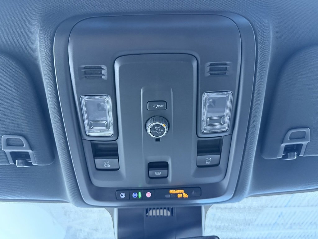 Used 2025 Chevrolet Suburban RST w/ Sun And Tow Package image 45