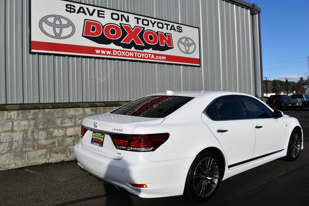 Used 2014 Lexus LS 460 AWD image 5