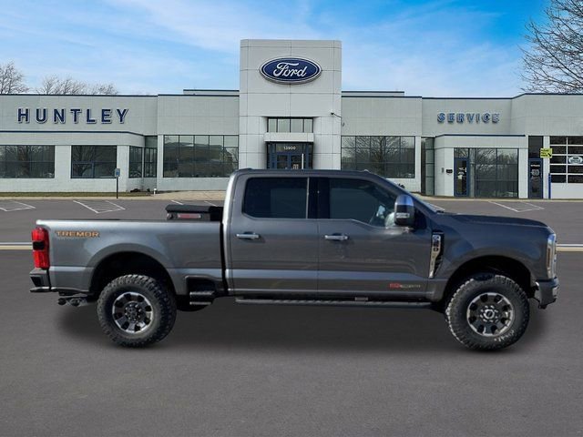 New 2024 Ford F350 Platinum w/ Tremor Off-Road Package image 4