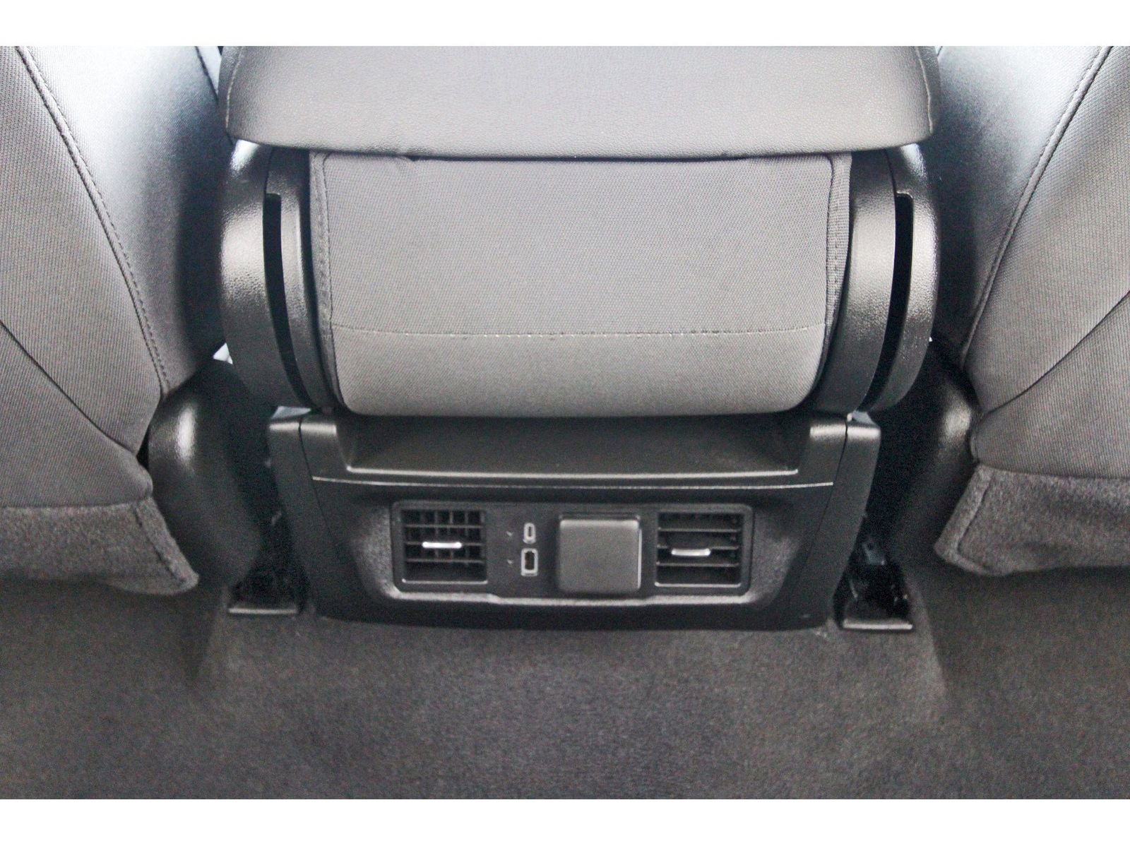 Used 2025 Chevrolet Silverado 2500 LT w/ Convenience Package image 15