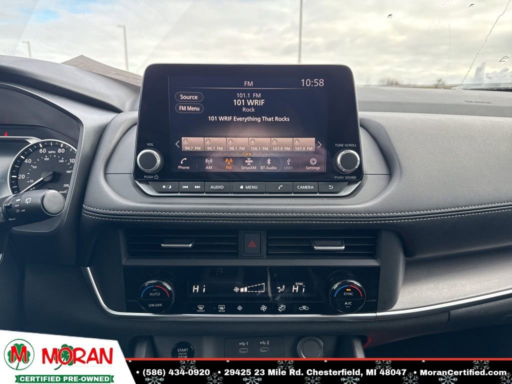 Used 2024 Nissan Rogue SV image 16