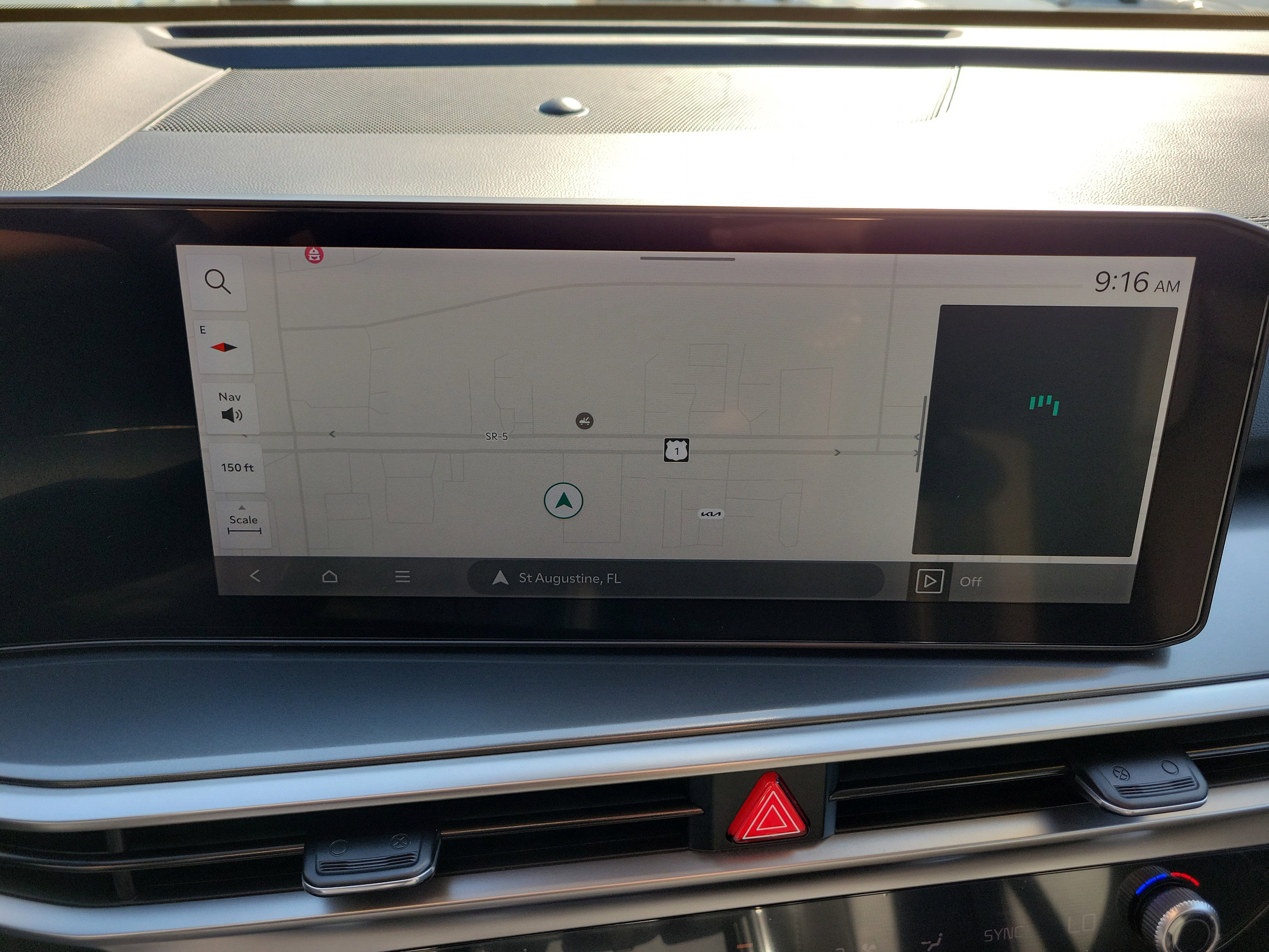 Certified 2025 Kia Sorento S image 32