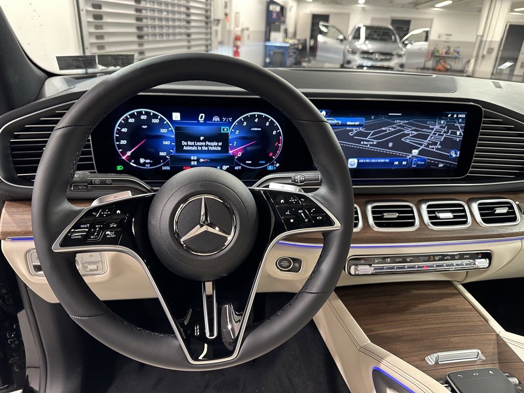 New 2026 Mercedes-Benz GLS 450 4MATIC image 6