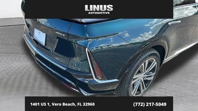 New 2026 Cadillac Lyriq Premium Luxury image 11