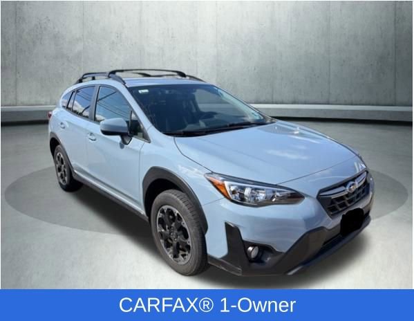 Used 2023 Subaru Crosstrek 2.0i Premium image 2