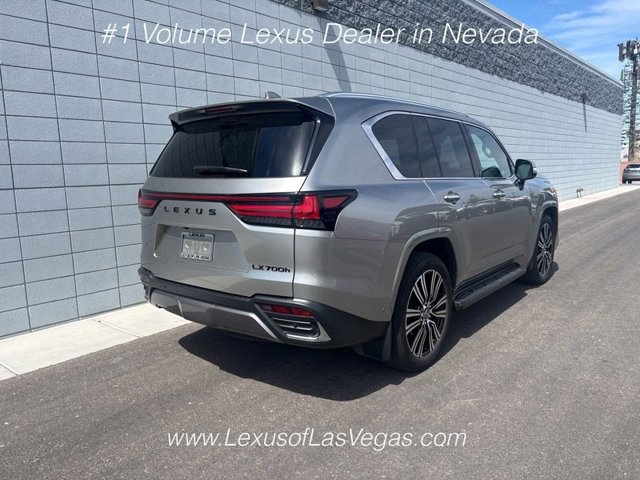 Certified 2025 Lexus LX 700h Luxury AWD/4WD image 3