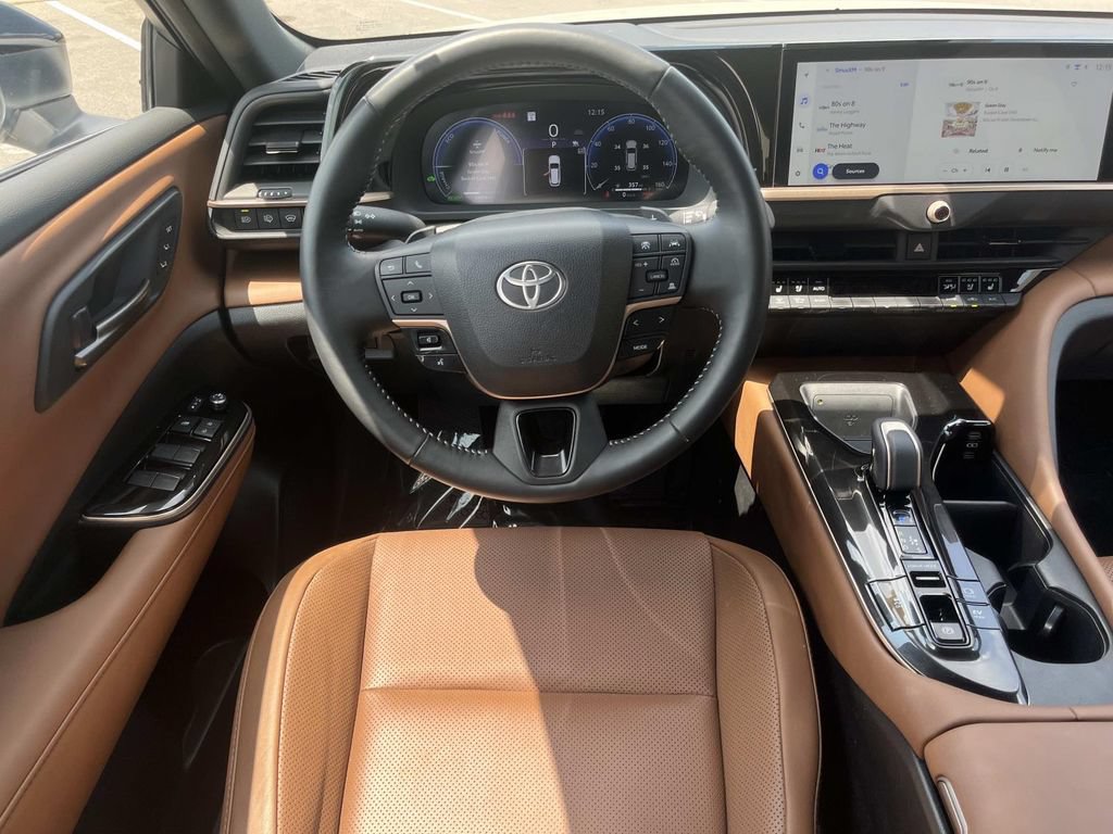 Used 2025 Toyota Crown Signia AWD/4WD image 14