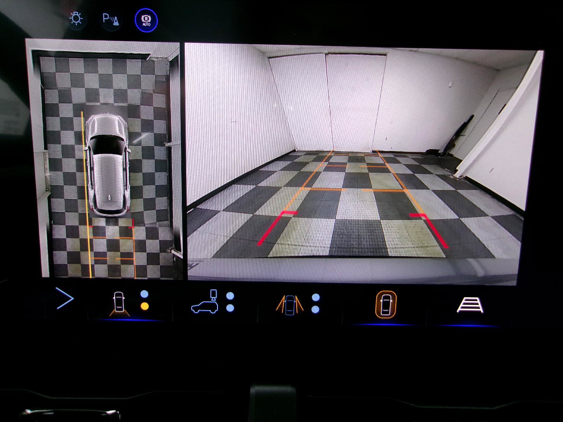 New 2027 Chevrolet Equinox RS w/ Safety and Technology Package AWD/4WD image 4