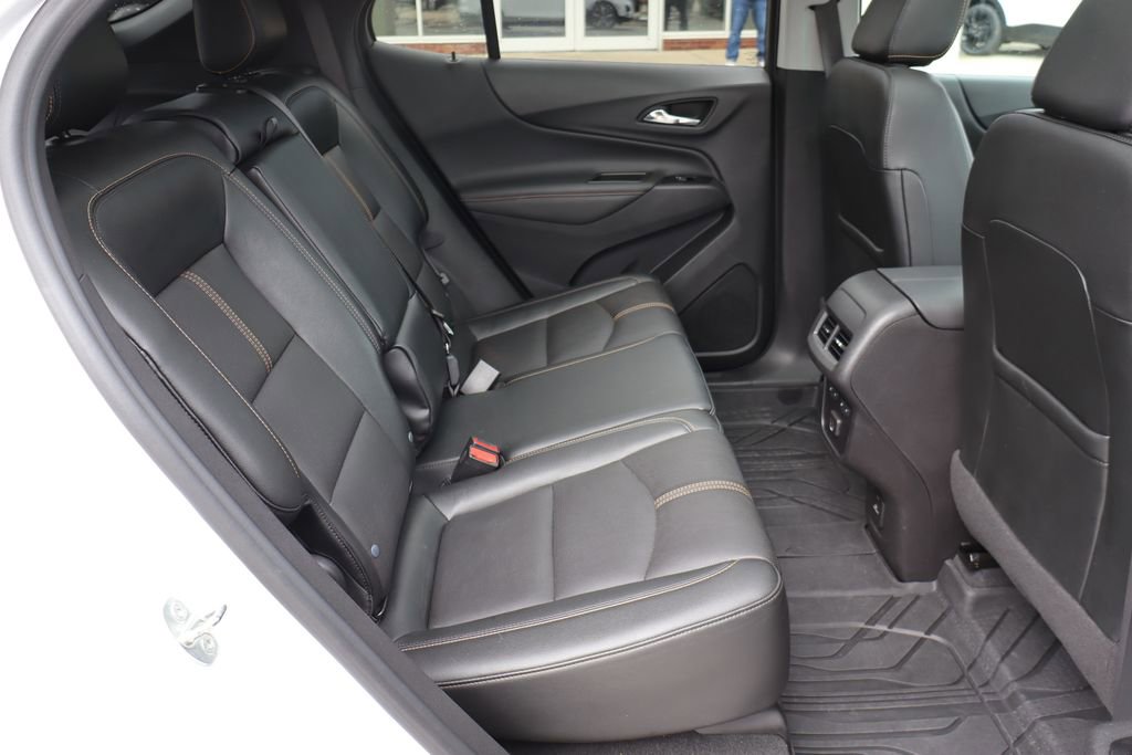 Used 2023 Chevrolet Equinox Premier image 45