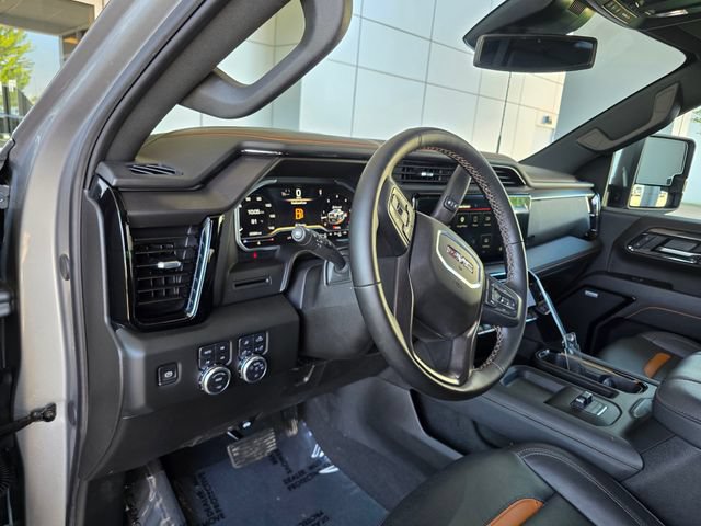 Used 2025 GMC Sierra 2500 AT4 AWD/4WD image 23