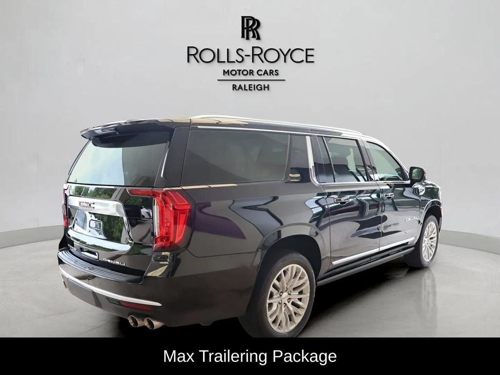 Used 2023 GMC Yukon XL Denali w/ Advanced Technology Package AWD/4WD image 4