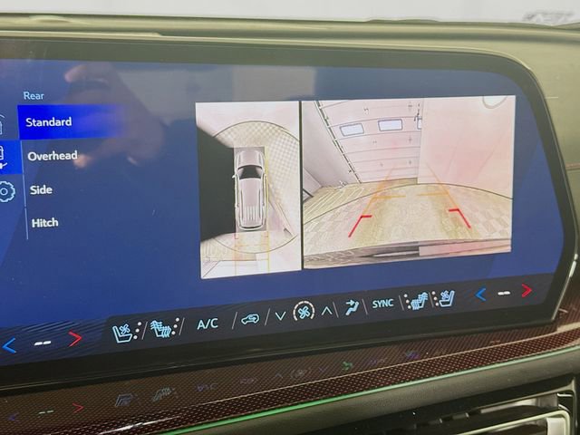 New 2026 Chevrolet Traverse RS image 16