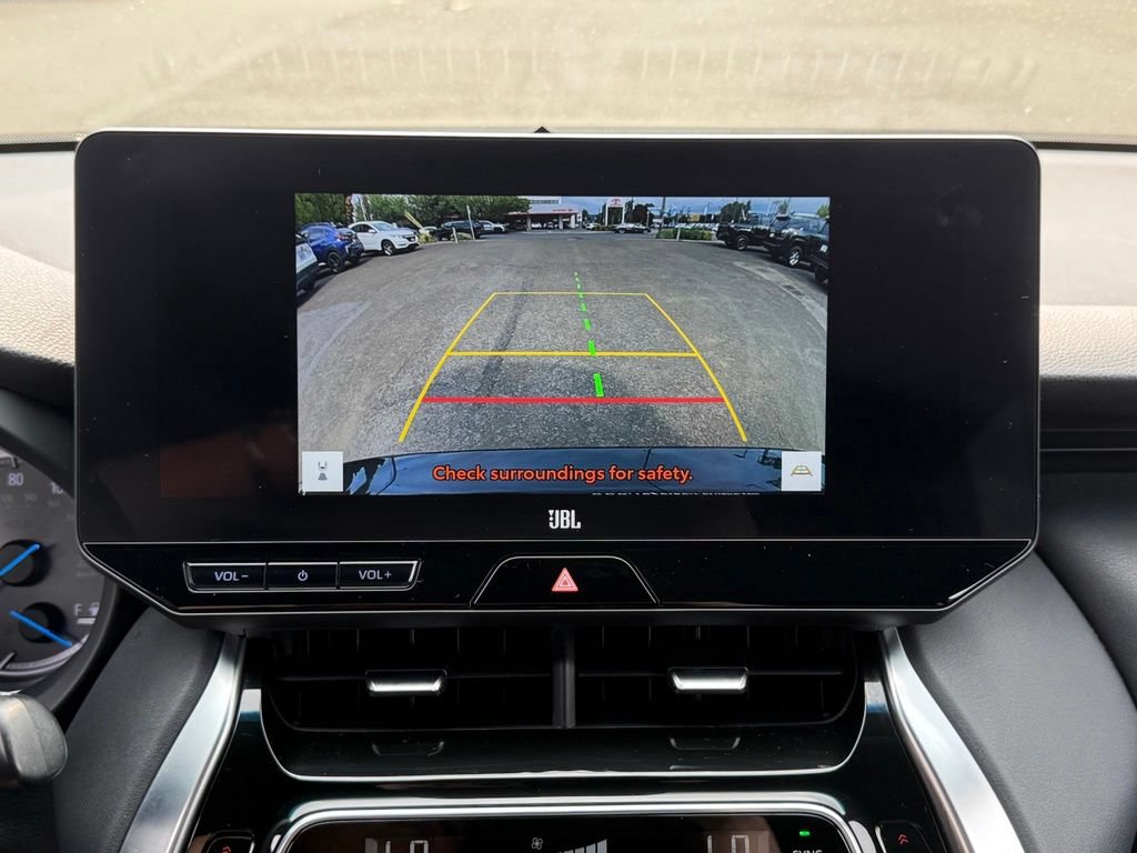 Certified 2024 Toyota Venza XLE AWD/4WD image 26
