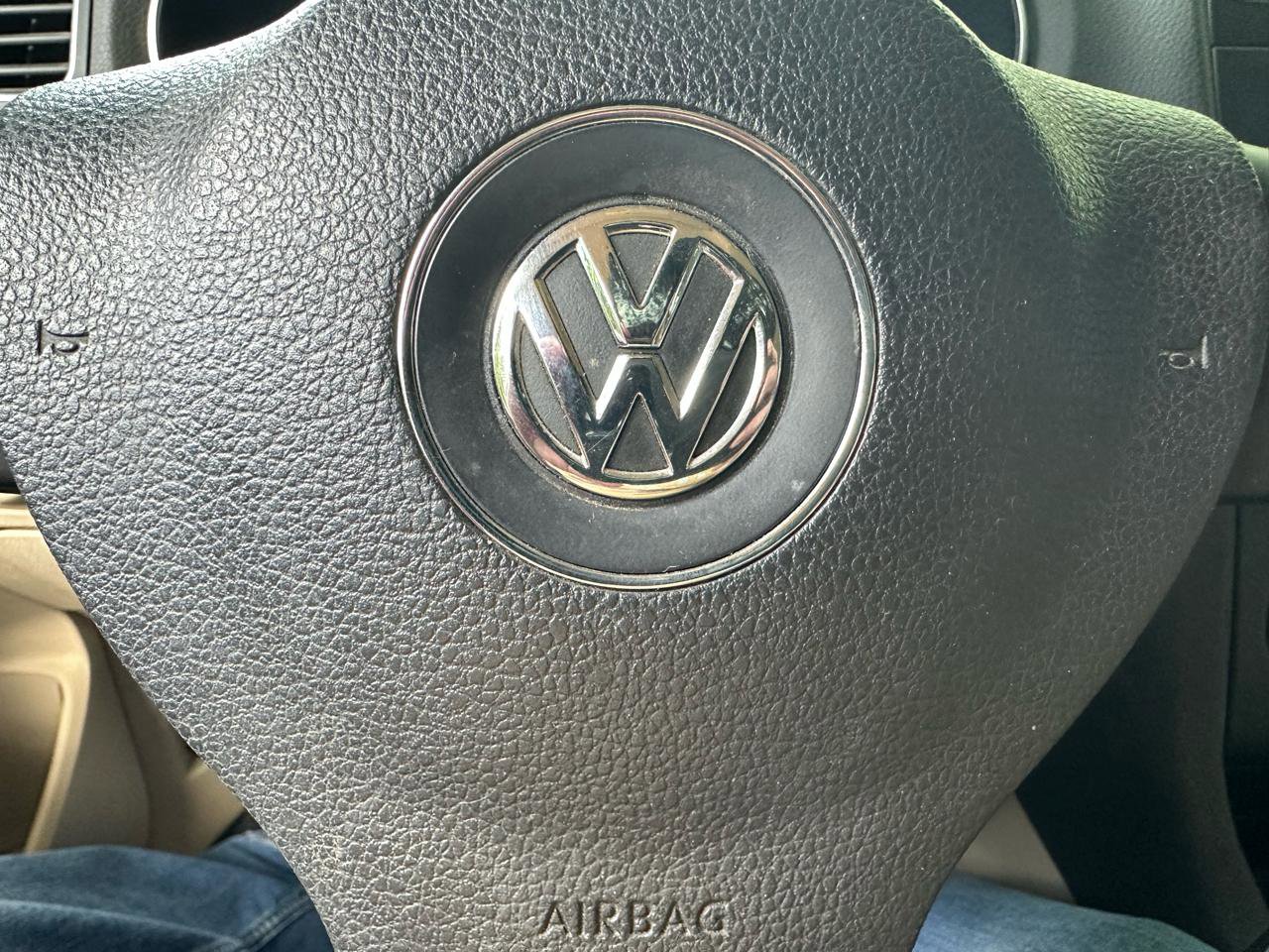 Used 2013 Volkswagen Jetta TDI FWD image 9