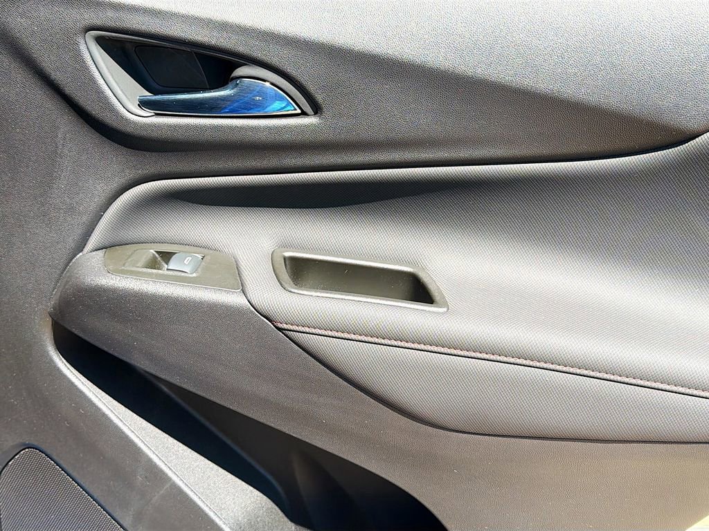 Used 2024 Chevrolet Equinox RS w/ RS Leather Package FWD image 32