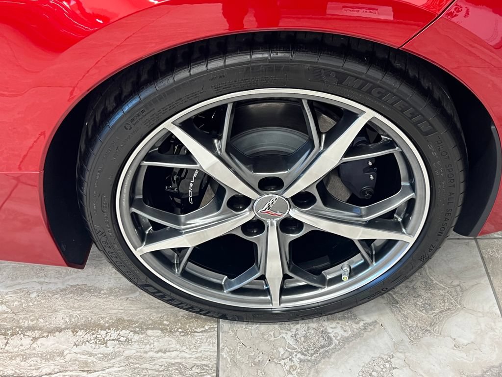 Used 2021 Chevrolet Corvette Stingray Convertible w/ 1LT RWD image 12