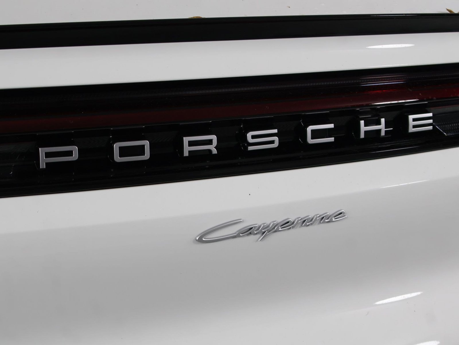 New 2026 Porsche Cayenne Coupe AWD/4WD image 22