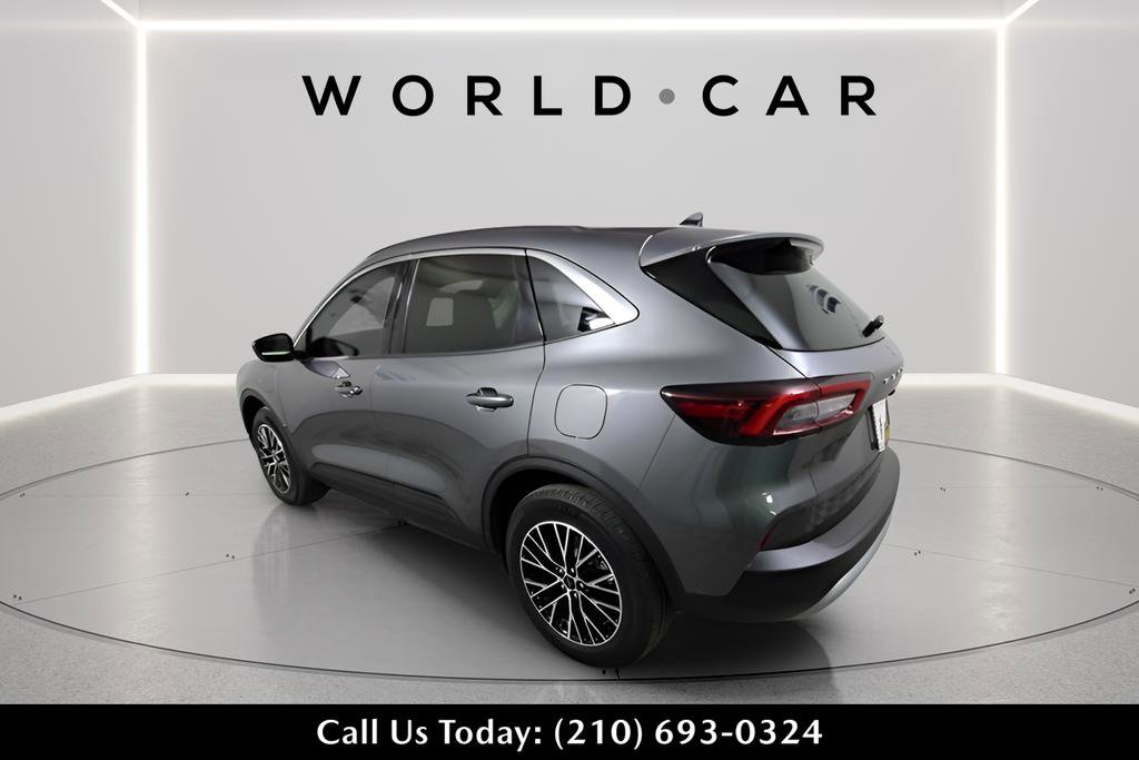 Used 2024 Ford Escape SE image 5