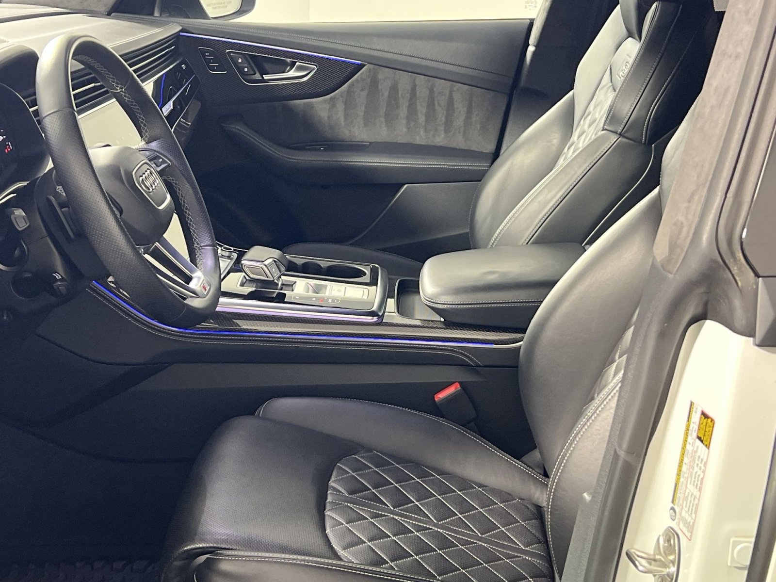 Used 2022 Audi SQ8 Prestige image 13