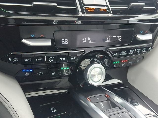 Certified 2026 Acura MDX w/ Advance Package AWD/4WD image 17