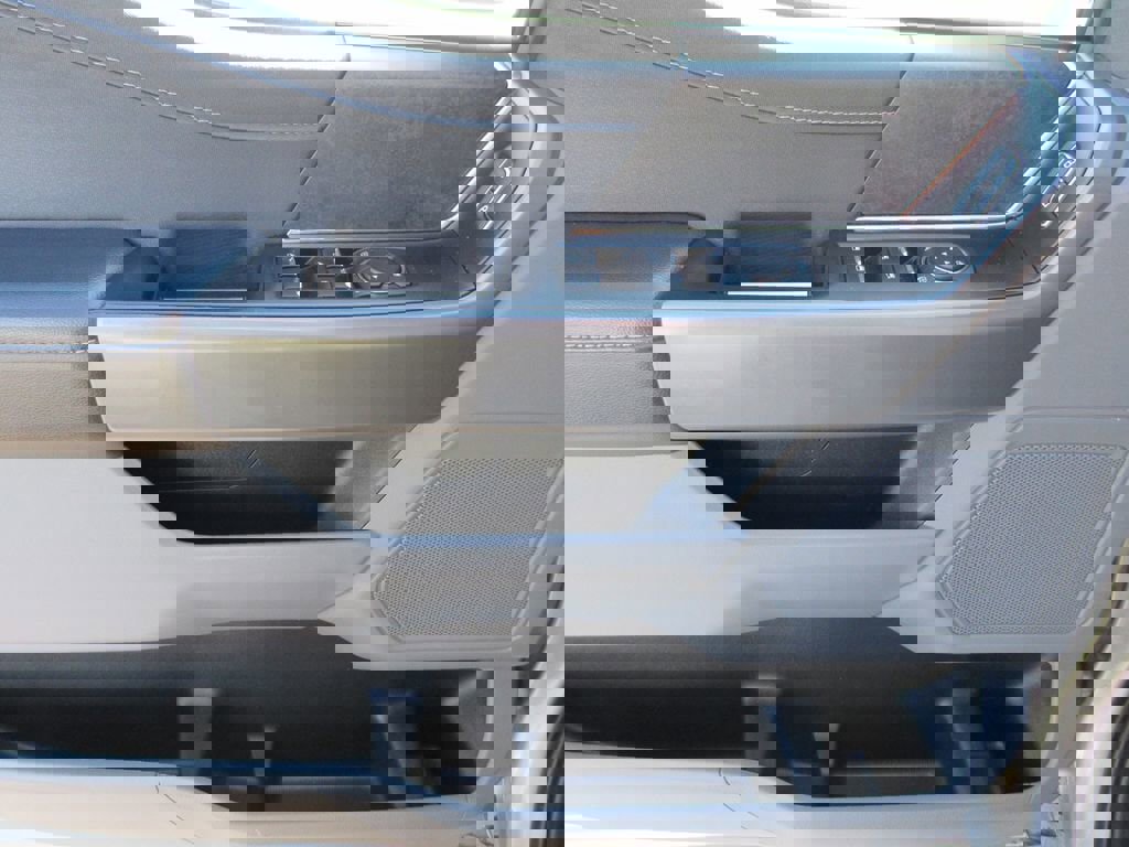 Used 2024 Ford F150 XLT image 24