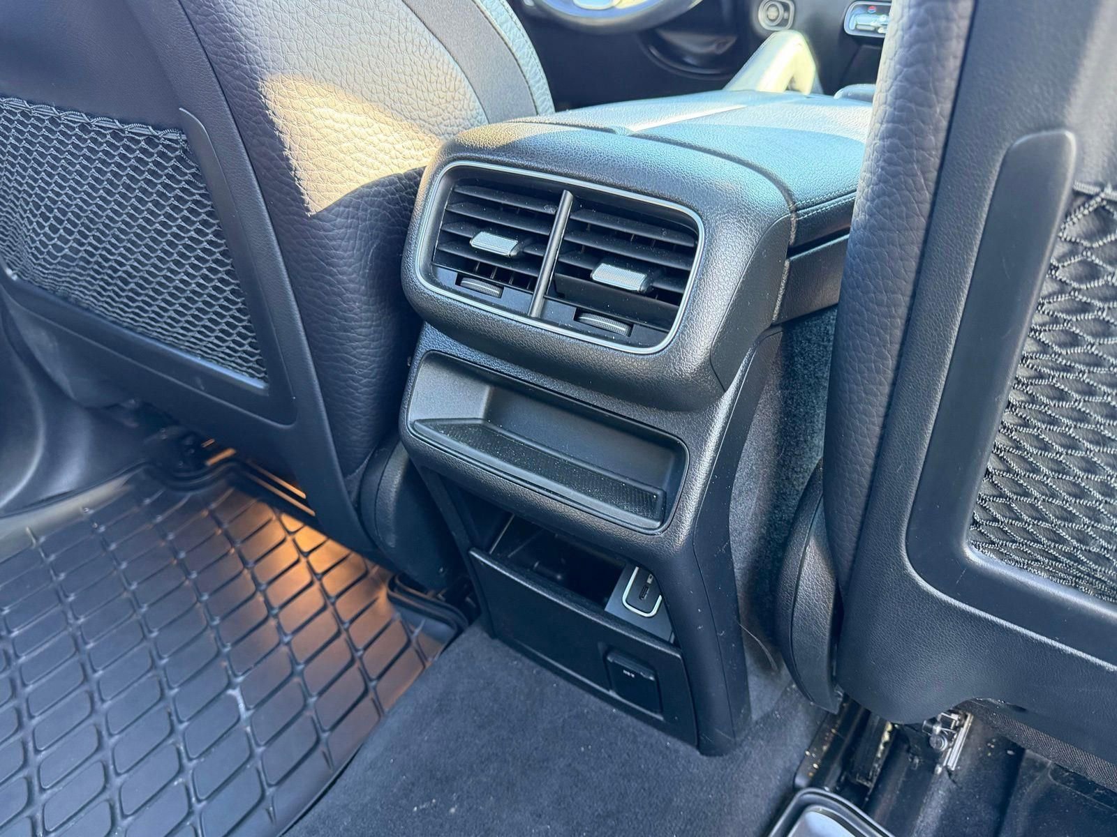 Used 2020 Mercedes-Benz GLE 450 4MATIC image 15