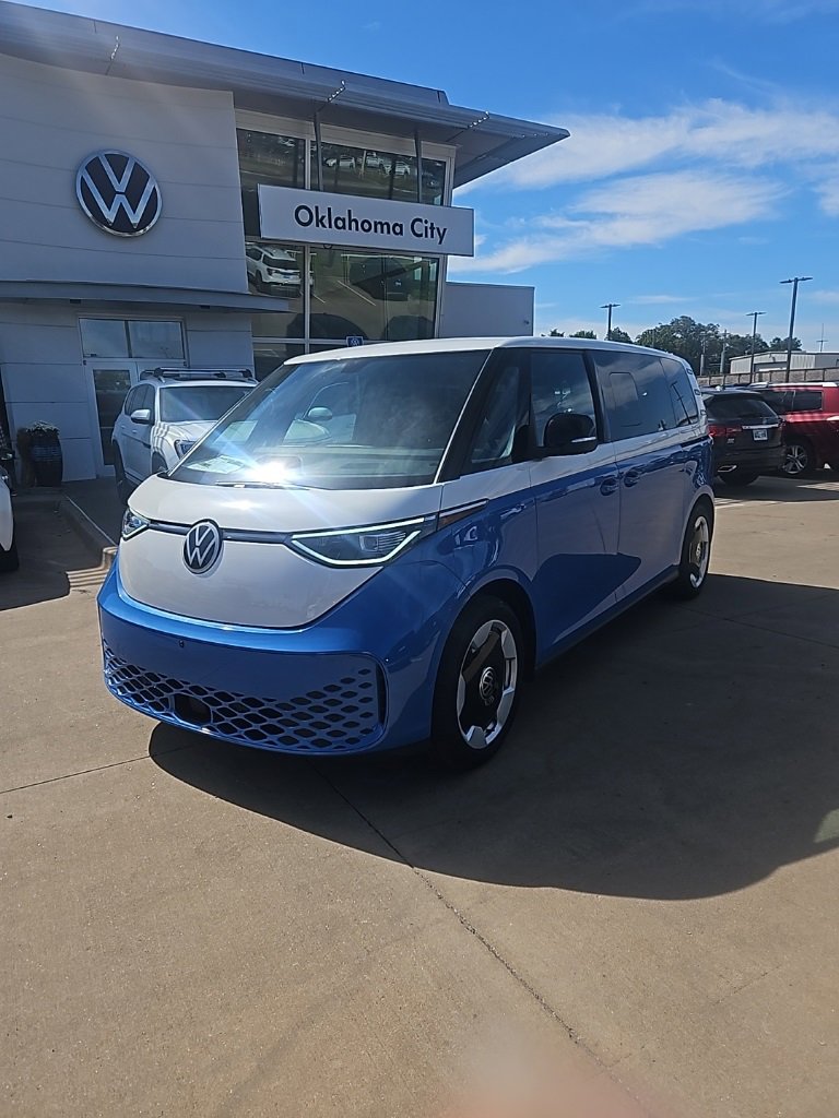 New 2025 Volkswagen ID. Buzz Pro S Plus