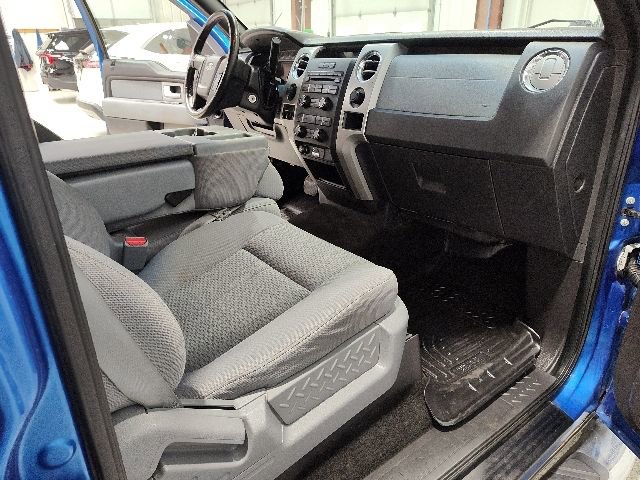 Used 2011 Ford F150 XLT w/ XLT Chrome Pkg AWD/4WD image 16