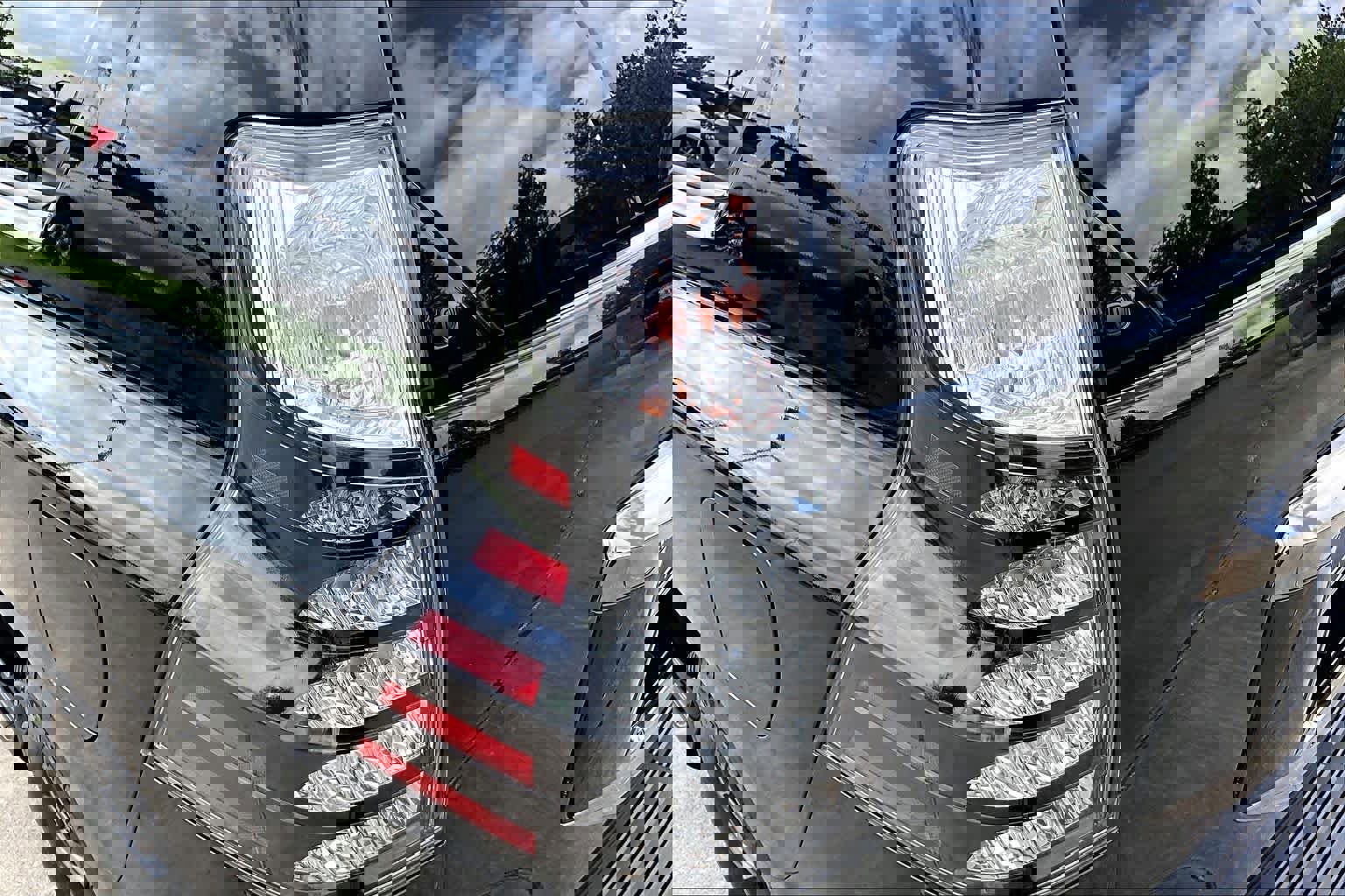 Used 2023 Lexus GX 460 w/ Black Line Special Edition AWD/4WD image 29