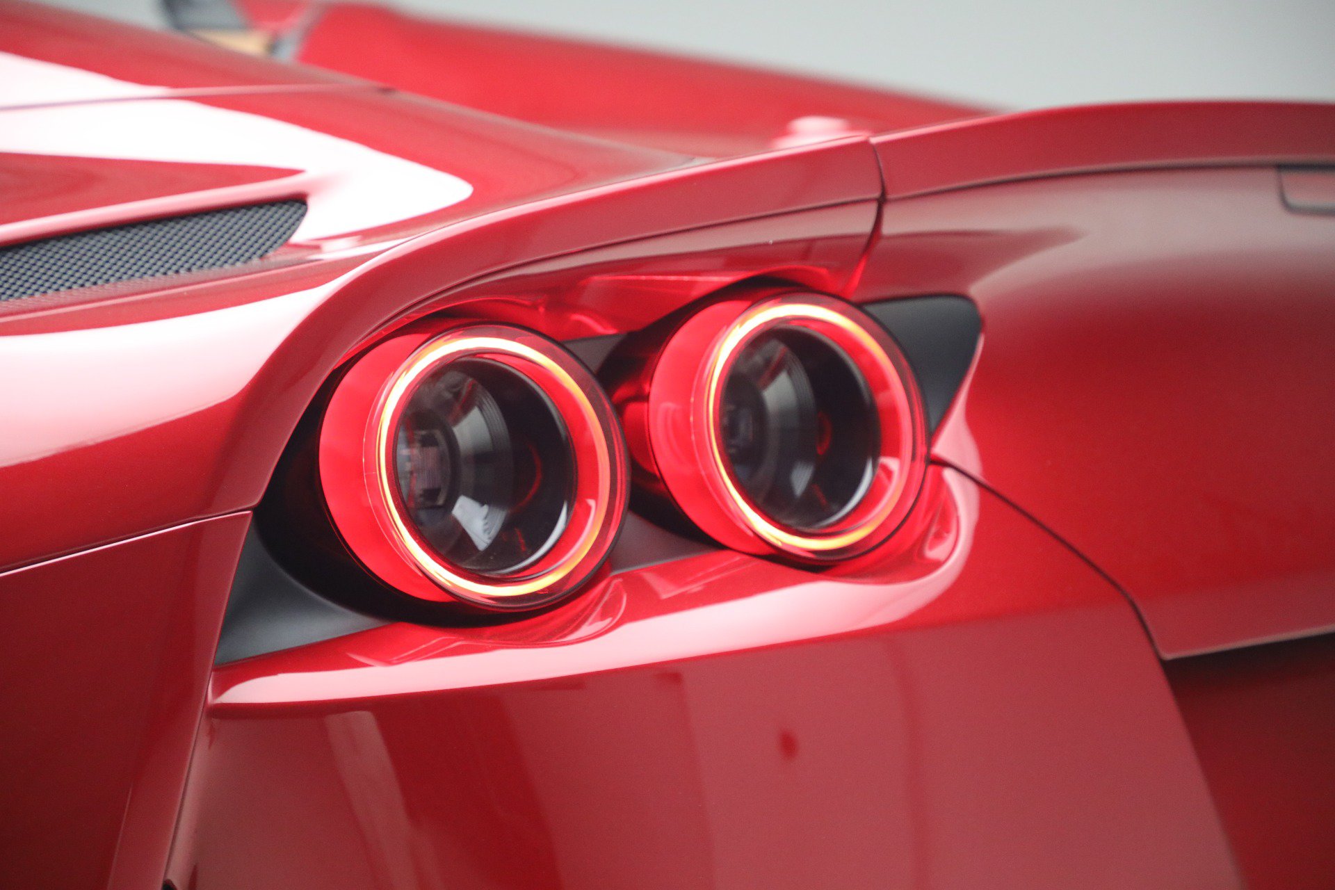 Certified 2023 Ferrari 812 GTS RWD image 27