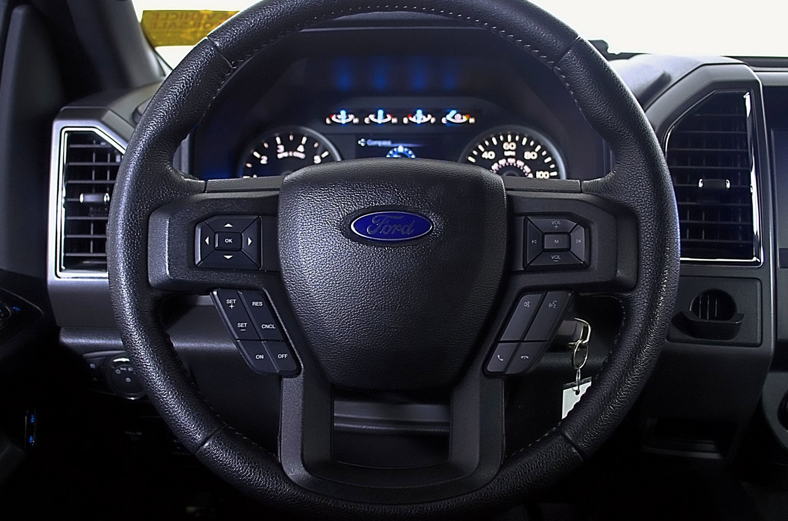 Used 2016 Ford F150 XLT w/ Equipment Group 302A Luxury image 22