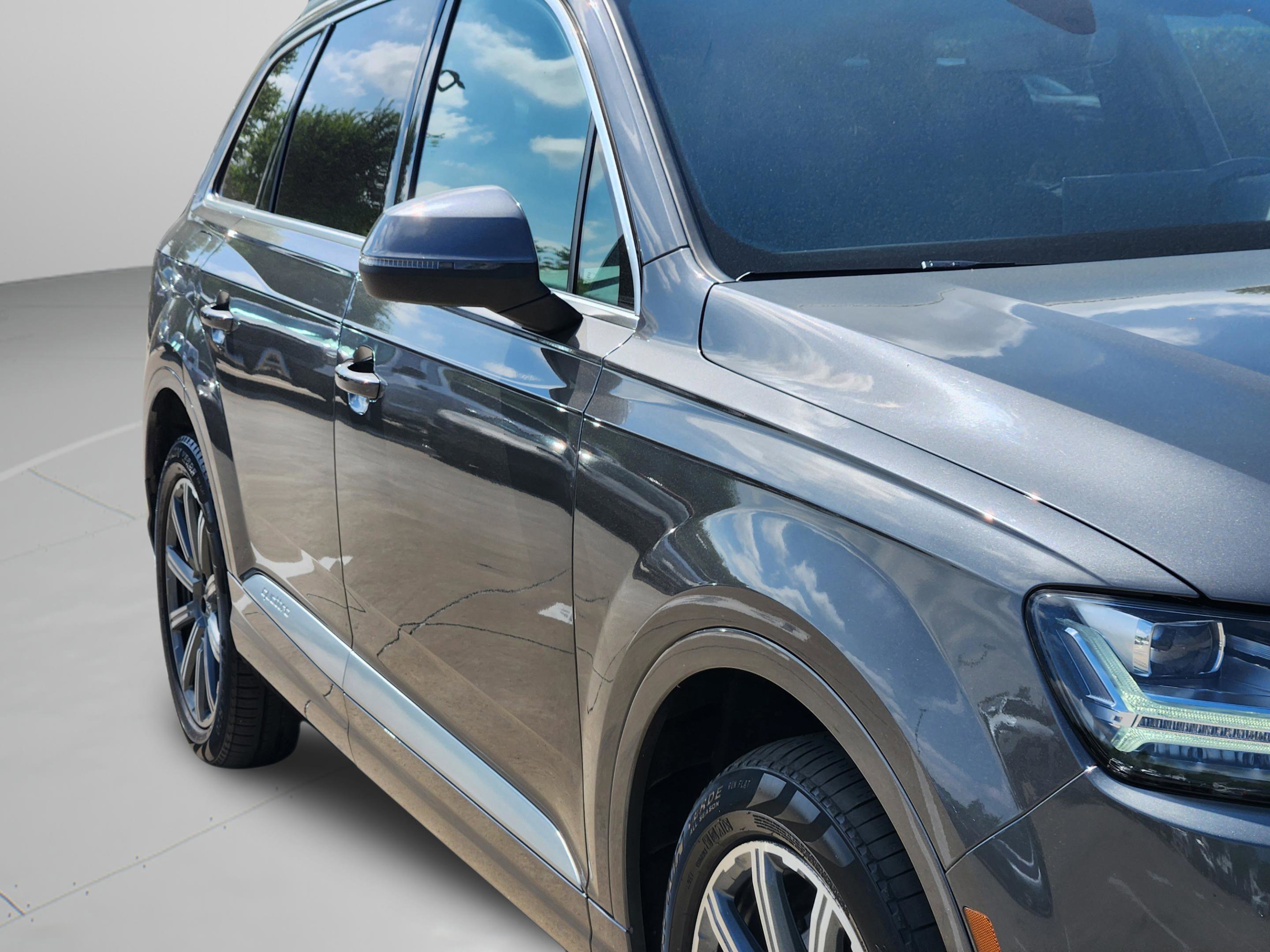 Used 2018 Audi Q7 3.0T Premium Plus AWD/4WD image 9