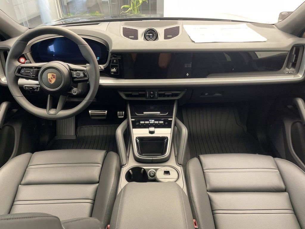 New 2025 Porsche Cayenne Coupe AWD/4WD image 20