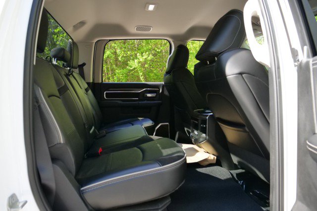 Used 2024 RAM 3500 Laramie AWD/4WD image 33