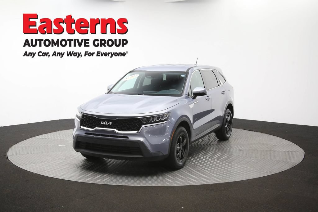 Used 2023 Kia Sorento LX AWD/4WD image 54