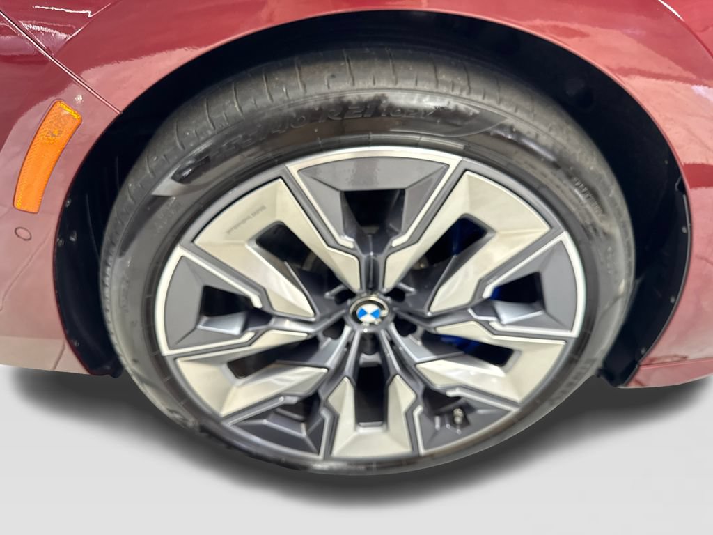 Used 2023 BMW i7 xDrive60 AWD/4WD image 81