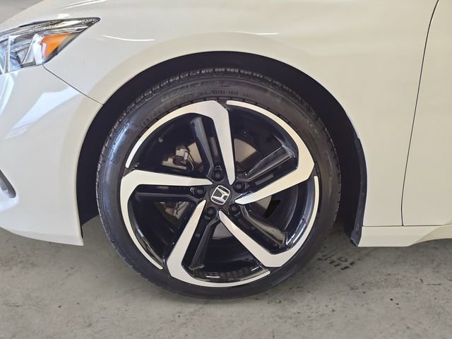 Used 2022 Honda Accord Sport image 15