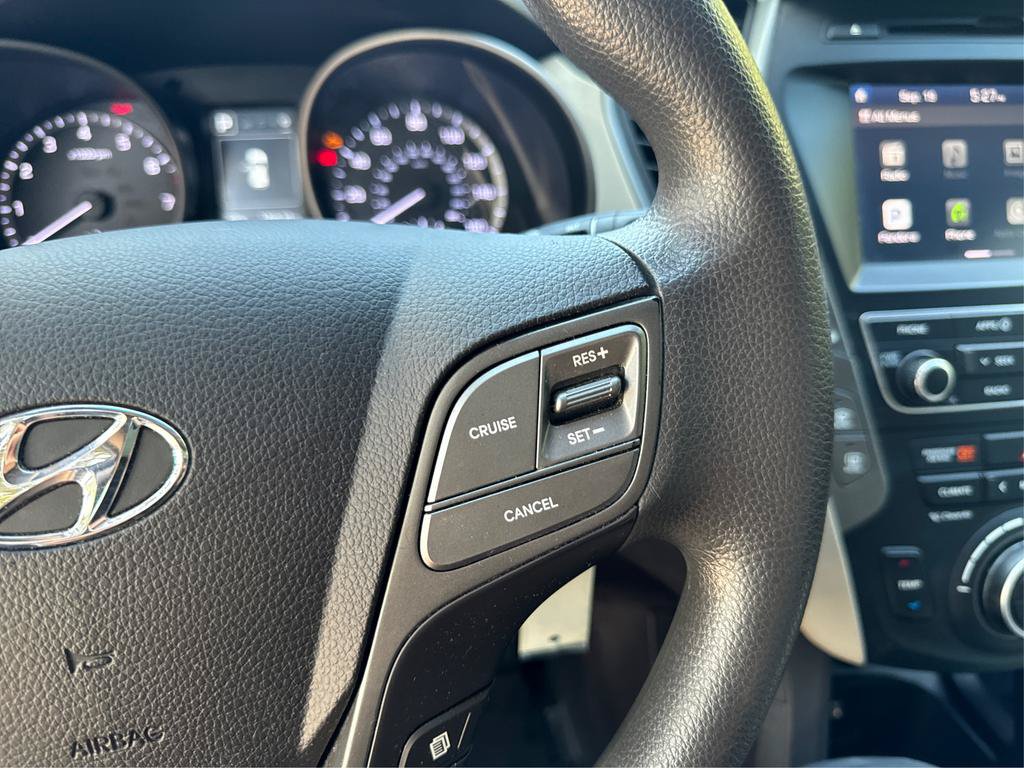 Used 2017 Hyundai Santa Fe Sport FWD image 30